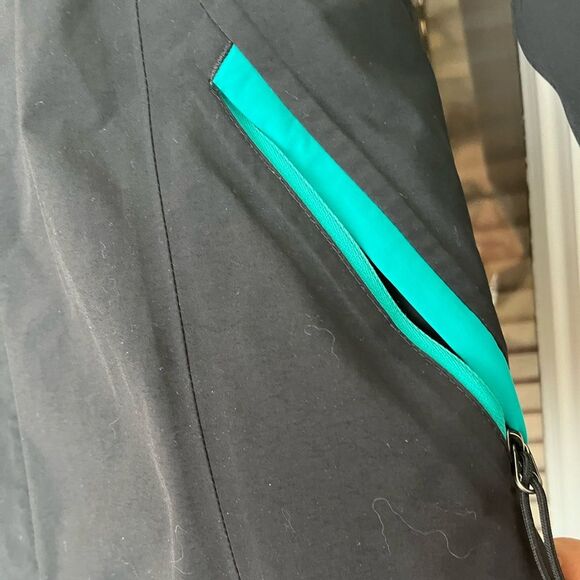 The North Face black/teal trim hooded warm lined jacket.detachable lining, XS - Picture 4 of 15